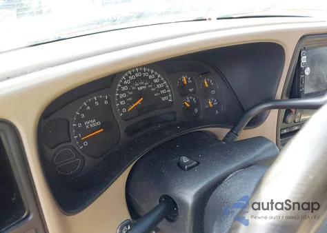 2004 Chevrolet Suburban 1500 Lt из США, поврежденный, VIN 1GNEC16Z84J110519